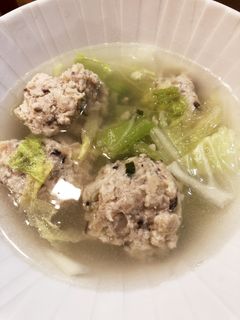 白菜と鶏団子のスープ-レシピのメイン写真