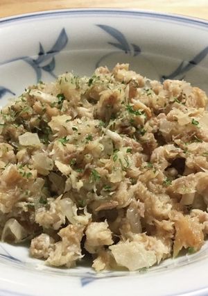 鯵の干物に玉ねぎ加えた　おつまみ風サラダ-レシピのメイン写真