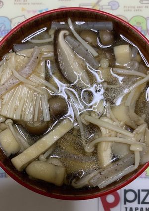 MrsWongちの秋のきのこ汁-レシピのメイン写真