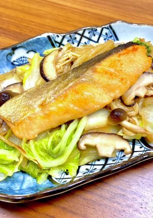 ホイル焼き風☆鮭のムニエルしっとり仕立て-レシピのメイン写真
