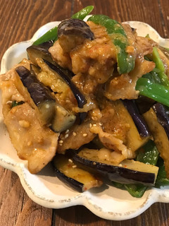 簡単旨♡豚バラと野菜の味噌ガリバタ炒め-レシピのメイン写真