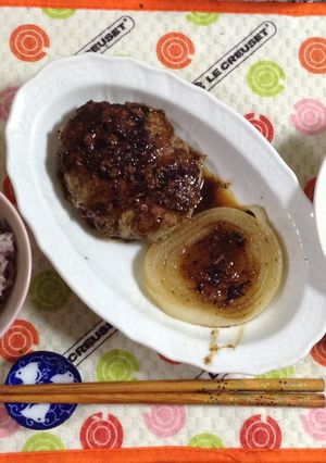 ゼラチンを使ったジューシーなハンバーグ-レシピのメイン写真