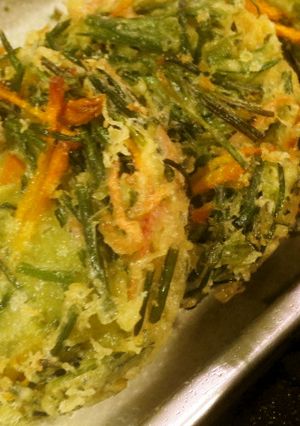 ノビル(ニラ)のかき揚げ(パン屋の賄い)-レシピのメイン写真