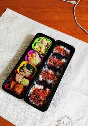 今日の息子のお弁当です-レシピのメイン写真