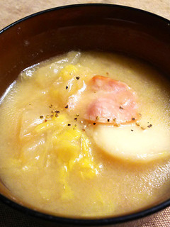 里芋とベーコンの味噌スープ-レシピのメイン写真