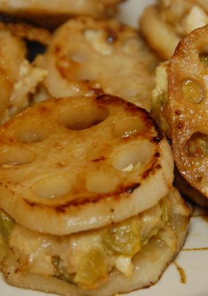 高菜入り鶏つくねの蓮根挟み焼き-レシピのメイン写真