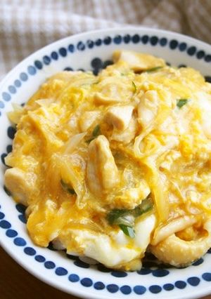 胸肉の親子丼♪一工夫でフワツル食感♪-レシピのメイン写真
