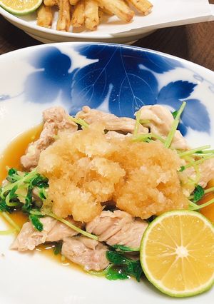 せせりと豆苗のレンチン蒸し-レシピのメイン写真