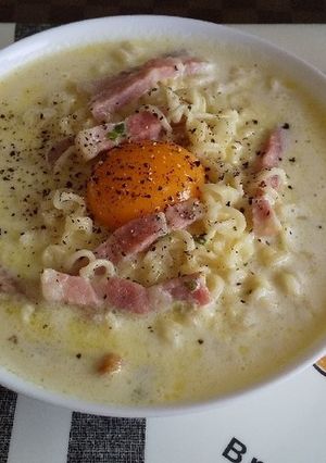 塩ラーメンdeカルボナーラ-レシピのメイン写真