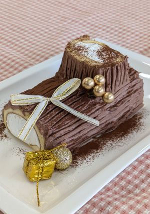 【簡単本格的】あんこでブッシュドノエル-レシピのメイン写真