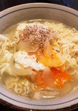 子供の頃からの味サッポロ一番塩ラーメン-レシピのメイン写真