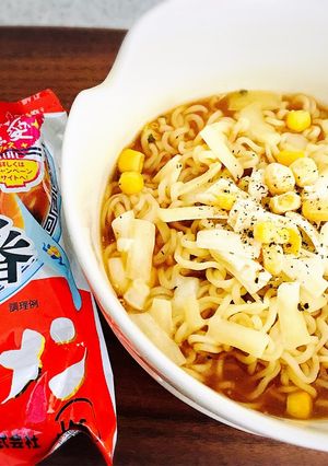 ブラックペッパー&チーズのせ味噌ラーメン-レシピのメイン写真