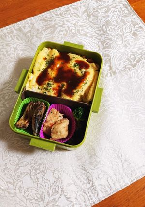 今朝はオムライスのお弁当にしました-レシピのメイン写真