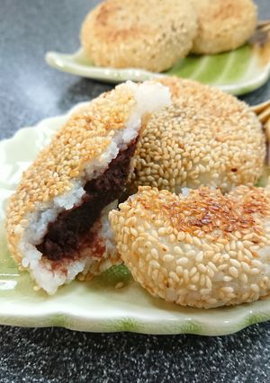 残りご飯deバター香る♪焼きゴマ団子-レシピのメイン写真