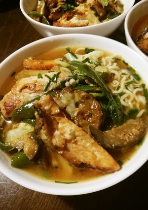 秋鮭チャンチャンのっけ味噌ラーメン-レシピのメイン写真