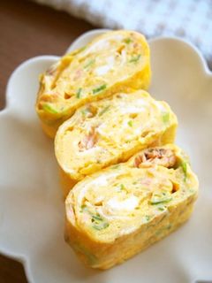 鮭フレーク・ねぎ入り卵焼き♪-レシピのメイン写真