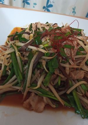 白だしと味ぽんで簡単!ピリ辛ニラ肉炒め-レシピのメイン写真