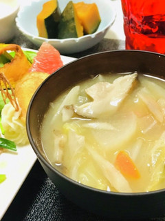体にいい具沢山お味噌汁・塩分控えめ-レシピのメイン写真