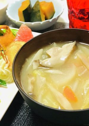 体にいい具沢山お味噌汁・塩分控えめ-レシピのメイン写真