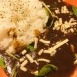 レトルト●チーズ&サラダのあとかけカレー