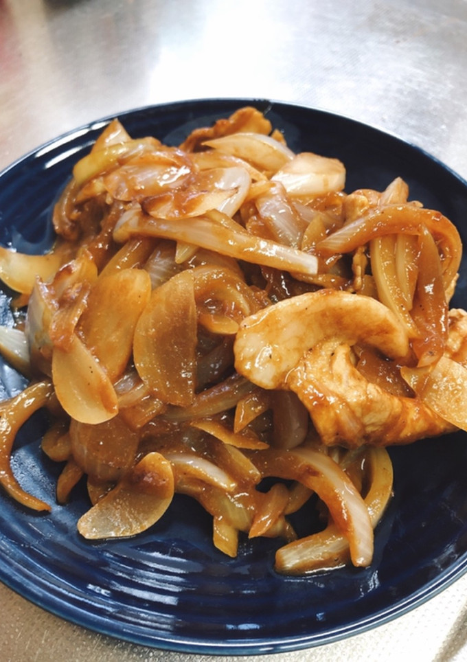 生姜焼き用豚ロースと玉ねぎの味噌炒め-レシピのメイン写真