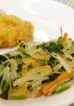 【保育園の給食】ほうれん草と春雨の炒め物-レシピのメイン写真