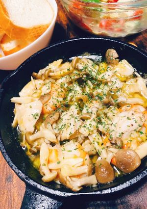 レストラン風軟骨+エビ+キノコアヒージョ-レシピのメイン写真