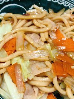 冷凍うどんでもちもち焼うどん-レシピのメイン写真