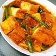 厚揚げとにんにくの芽の麻婆豆腐