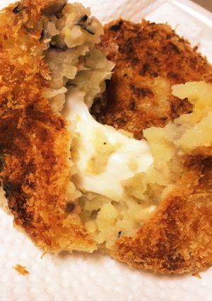 チーズトローリコロッケ-レシピのメイン写真