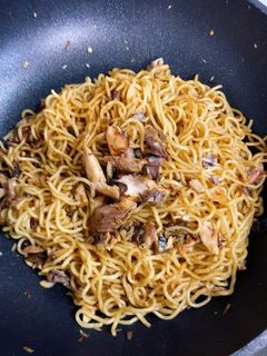 鯖の水煮缶で、簡単カレー焼きそば-レシピのメイン写真
