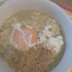 รูปของ 思い出の卵ラーメン