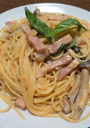 お店に負けないトマトクリームパスタ-レシピのメイン写真