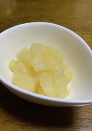 離乳食にレンジで簡単甘さ控えめ林檎ジャム-レシピのメイン写真