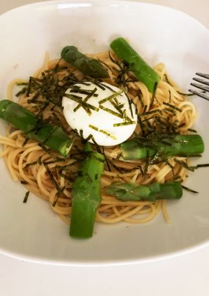 アスパラガスと温泉卵のたらこスパゲッティ-レシピのメイン写真