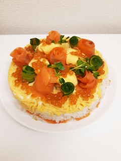 スモークサーモンの寿司ケーキ-レシピのメイン写真