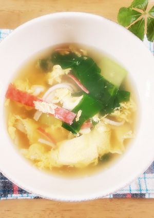 かにかまとチンゲン菜のふわりスープ♡-レシピのメイン写真