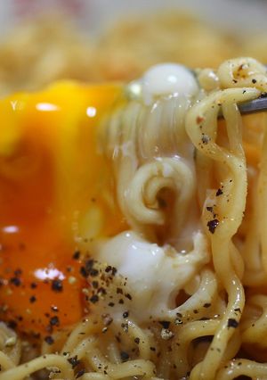 サッポロ一番濃厚すぎるみそラーメン-レシピのメイン写真
