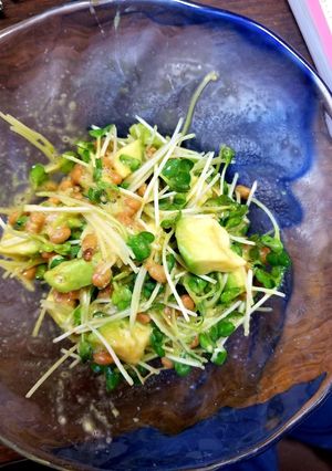 納豆アボカドかいわれで!ネバシャキサラダ-レシピのメイン写真