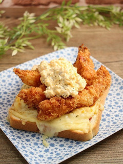 簡単!エビフライチーズトースト-レシピのメイン写真
