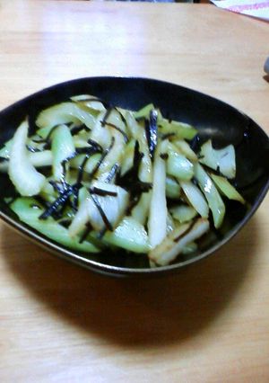 セロリの塩こんぶ炒め-レシピのメイン写真