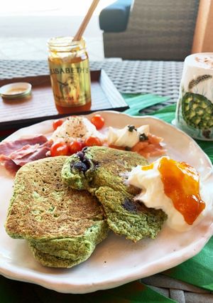 オートミールほうれん草ふわっパンケーキ-レシピのメイン写真