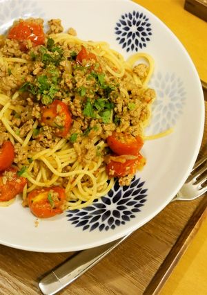 だしとスパイスの魔法★トマトバジルパスタ-レシピのメイン写真