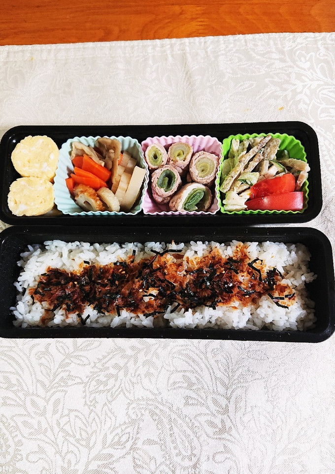鍋の残りの葱を利用した豚肉巻き入りお弁当-レシピのメイン写真