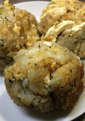 菜めしとたまごのチャーハンおにぎり-レシピのメイン写真