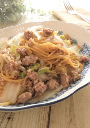 フライパンで！白菜とそぼろの和風パスタ-レシピのメイン写真