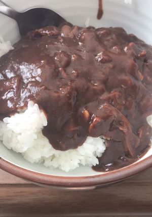 ビーフシチュー丼-レシピのメイン写真
