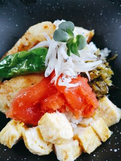 全部がメイン!笑 とり天たらこしらす丼-レシピのメイン写真