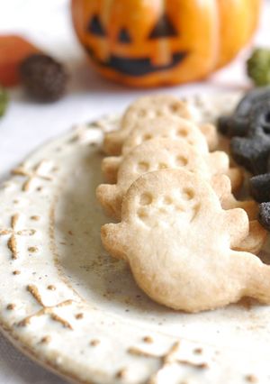 ハロウィン♡サックサク米粉クッキー-レシピのメイン写真