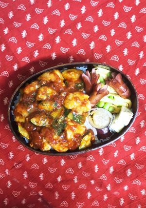 鶏肉とズッキーニ のトマト煮弁当-レシピのメイン写真